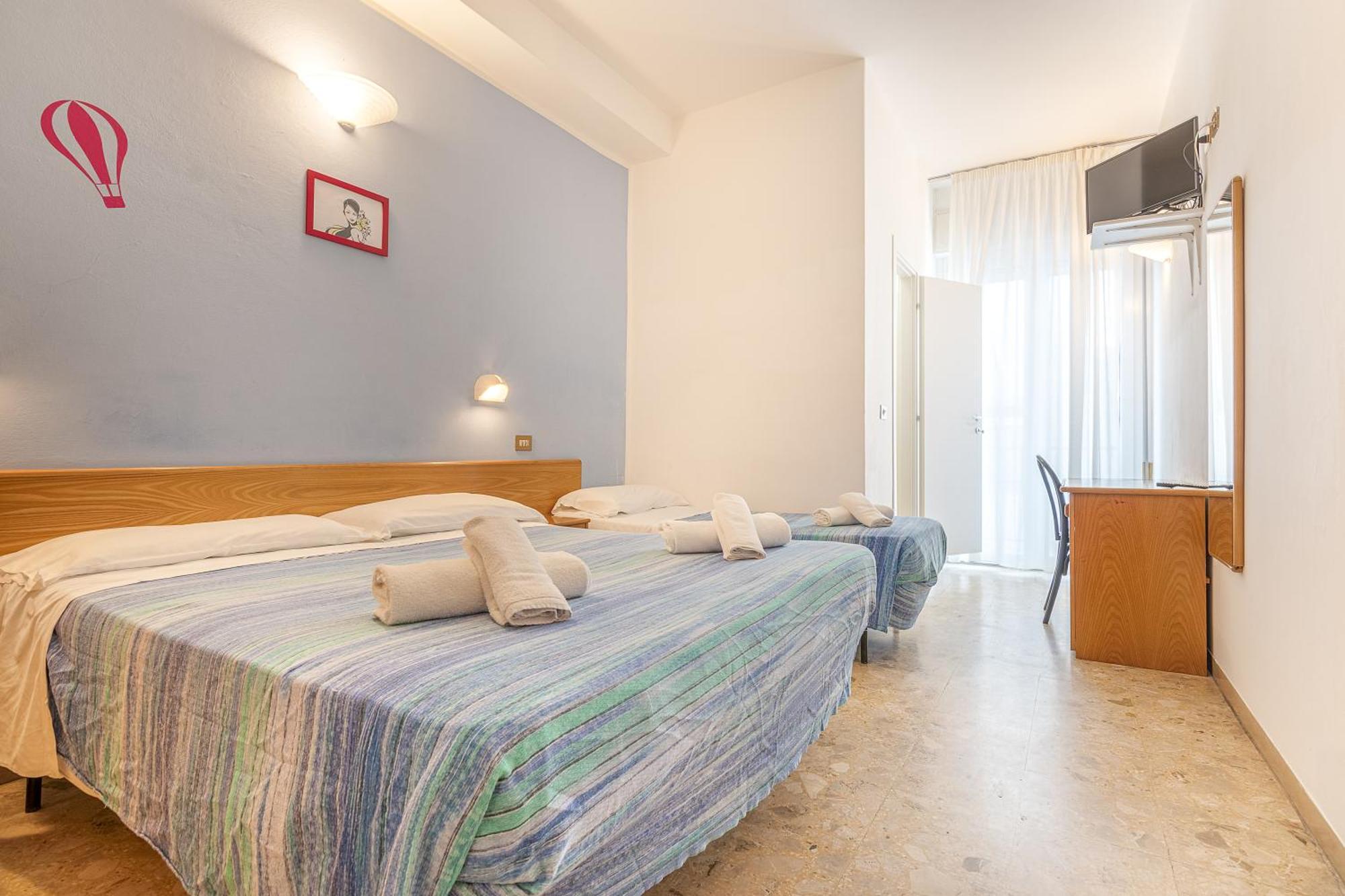 VIAGGY Hotel Santiago Rimini Exterior foto